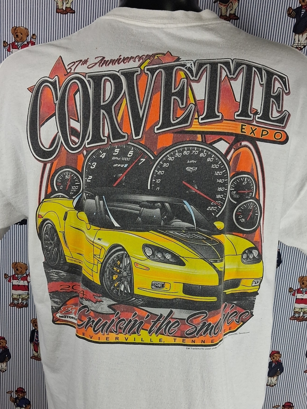 Corvette Cruisin The Smokies Spell-out Hot Rod Graphic White & Yellow Xl T-shirt
